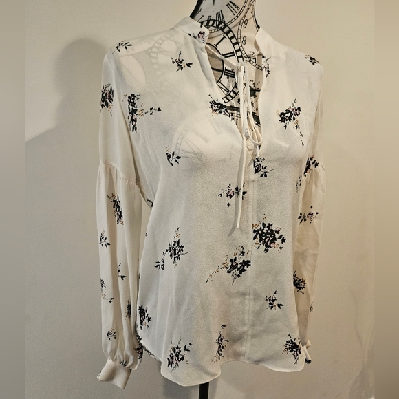 ⭐️ A.L.C. White Floral Print Silk Blouse Ty Lantern sleeve size 0 - Picture 6 of 10
